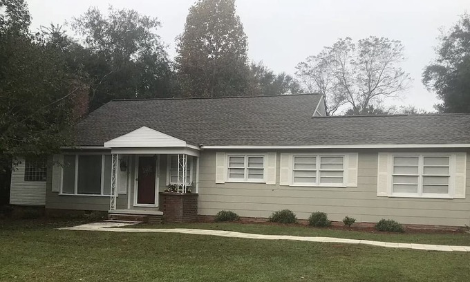 Enterprise House | House on Westview