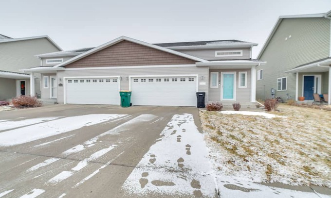 West Fargo House | Pet-Friendly North Dakota Escape w/ Fenced-In Yard