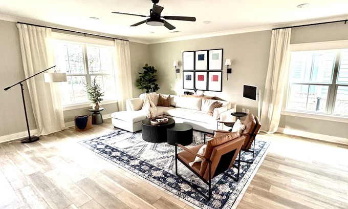 Jackson House | New home in downtown Jackson, steps away from restaurants, shops and The Lift!