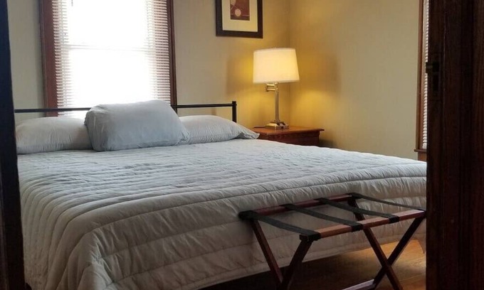 Dunbar House | Basics on a Budget