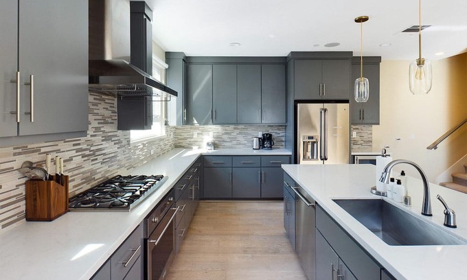 Hillsdale House | Ideal San Mateo 4BR w/ 2-Car Garage, near Mall & Groceries, by Blueground