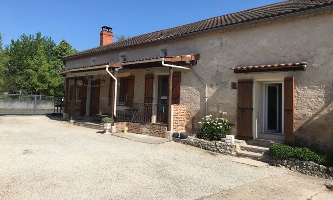 Negrondes House | Grand Gîte 15 Pers Maxi à Negrondes 23km de Périgueux Périgord/dordogne