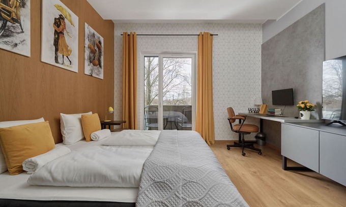 Krzyki Apartment | Na Grobli Studio Apartment by Renters