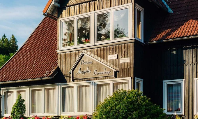 Braunlage Apartment | Theo's Bähnli - Ferienwohnung "theo`s Bähnli" - Helle Geräumige Wohnung mit Platz für 11 Personen