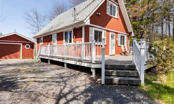 Pocono Summit Ski Chalet | The Cozy Chalet Summa