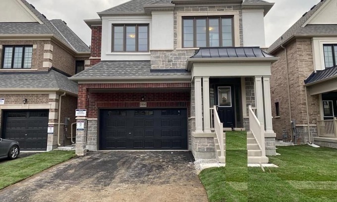 Halton Regional Municipality House | Fabulous And Spacious Home Away From Home For Your An Amazing And Memorable Stay