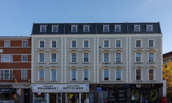 Stockwell Apartment | Garden Flat in Central London