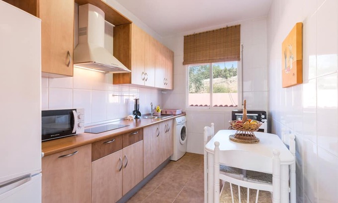 El Esparragal House | Vacation Home "Finca Malamadre" with Mountain View, Private Pool & Wi-Fi