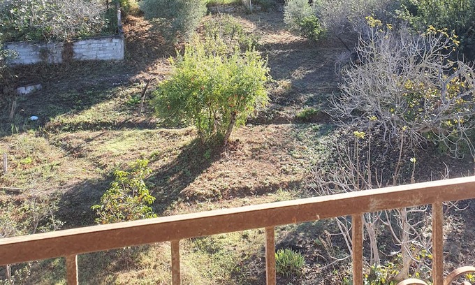 Vlore Villa | Hostel Tranquility. Pitch your tent, use our beds, save money.