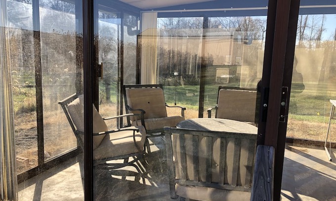 Bloomington Other | Close to Indiana University, many lakes & parks! Totally renovated farmhouse.