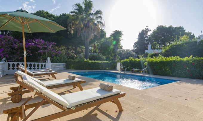Mahon Villa | Villa 'Es Patrons - Lujo Rural' with Mountain View, Wi-Fi and Air Conditioning