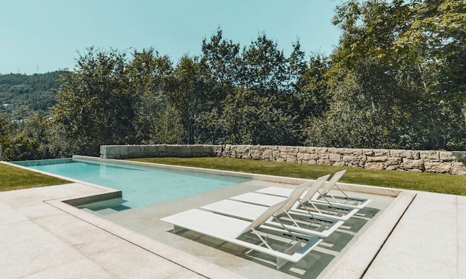 Bouro House | Casa da Cascata by LovelyStay