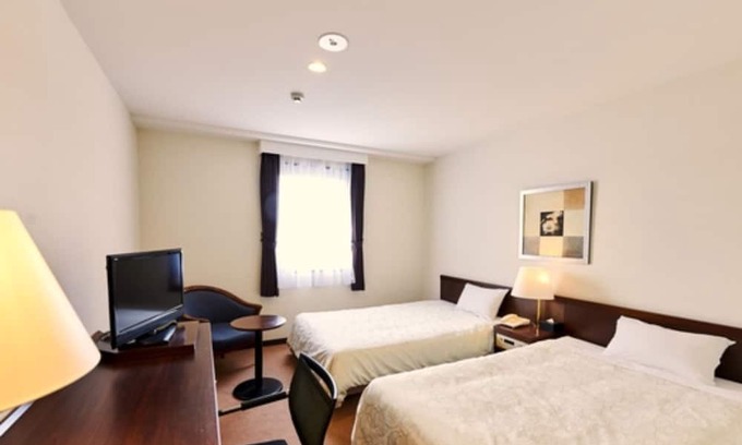 Kurita House | Twin room Smoking vs|Without meals 1 minute / Nagano Nagano