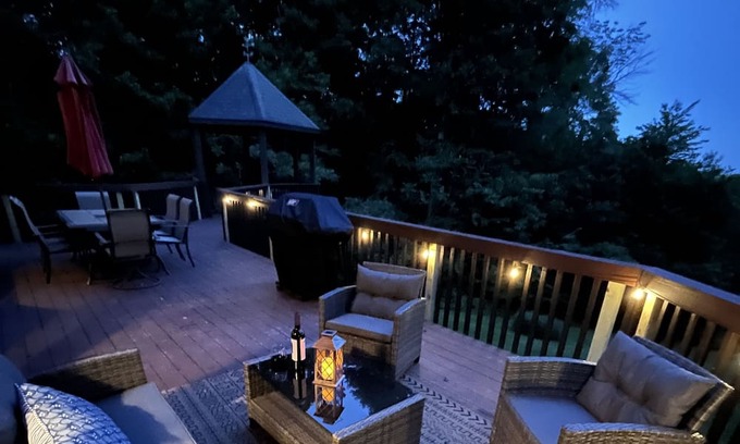 Salamanca Ski Chalet | Cozy & Serene Ellicottville Chalet, 5 minutes from town, hot tub & gorgeous view