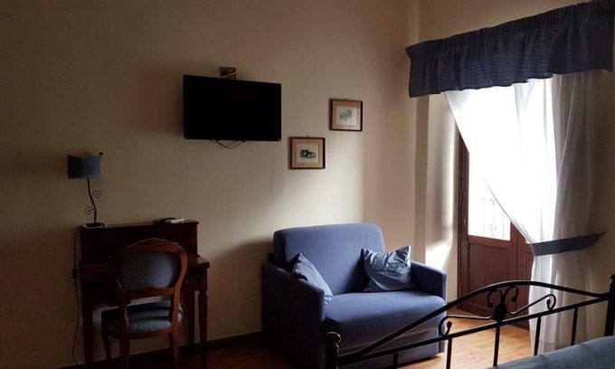 Paola Bed & Breakfast | B&B La Piazzetta