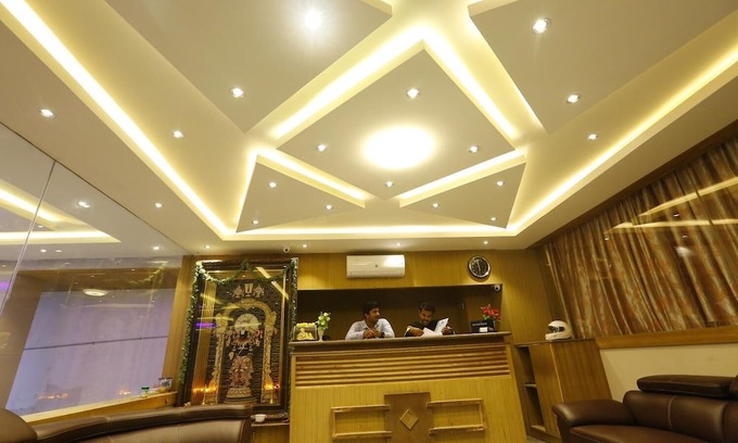 Kanchipuram Hotel | Nitheesh Residency