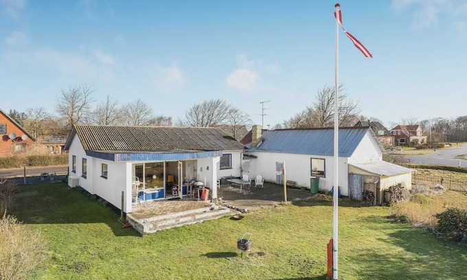 Sejerslev House | Beautiful Home In Nykøbing M With Wifi