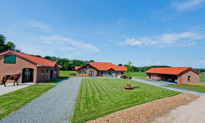 Soltau Villa | Idyllically situated villa in country house style with sauna Ideal for groups & families