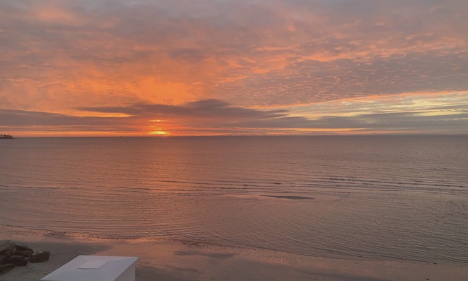 Devon House | Luxurious, Direct Oceanfront Home with Private Beach