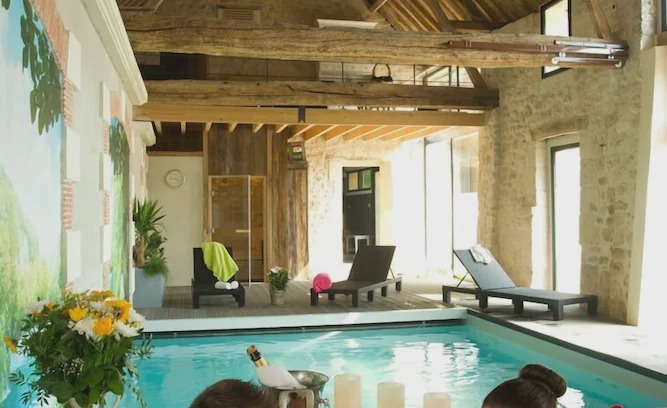 Noyant-et-Aconin House | GUEST ROOMS WITH PRIVATIZED SPA! LUXURY IN INTIMACY in Soissons 02