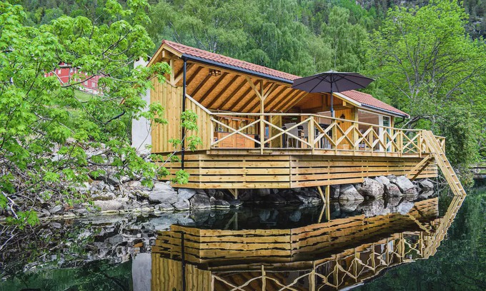Kviteseid House | Lovely Home In Vråliosen With Sauna