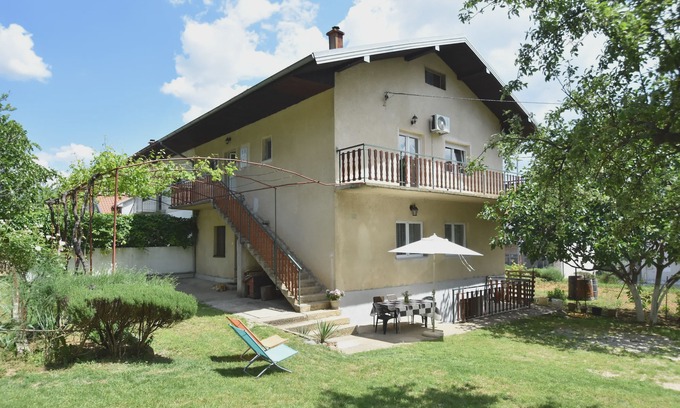 Cove Parja Apartment | Apartment in Knin near Knin Fortress