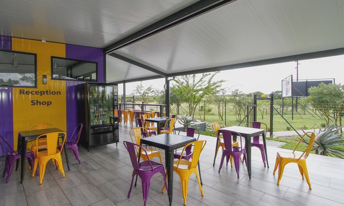Thorny Bush Game Reserve Hotel | SleepOver Orpen Gate