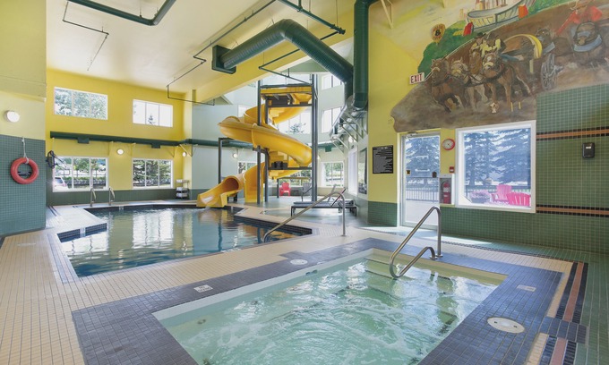 Southwest Calgary Hotel | Super 8 by Wyndham Calgary Shawnessy Area