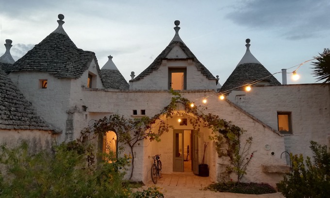 Specchiaruzzo House | Trulli 18cinquantanove