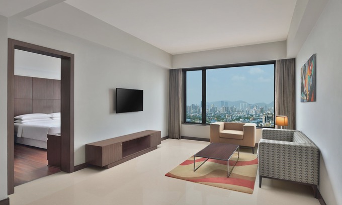 Vashi Hotel | Four Points by Sheraton Navi Mumbai, Vashi