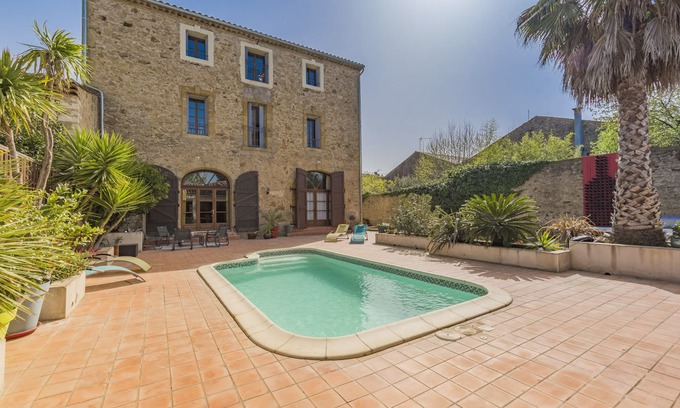 Neffies Bed & Breakfast | Maison Dix Chambres d'hôtes et Espace SPA Bien être
