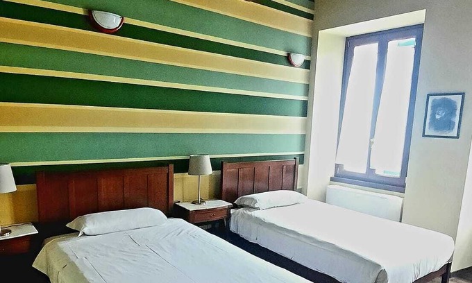 Cucciago Hotel | Carlito's Trattoria con alloggio