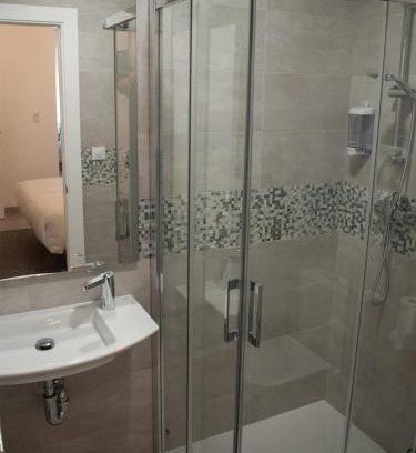 Olvega House | Hostal Gargal