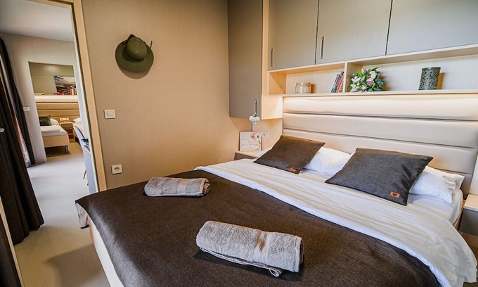 Terme Catez House | Three Bedroom Mobile Home 15/019