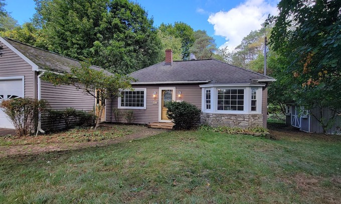 Valley House | Cozy House in Syracuse Valley Neighborhood
