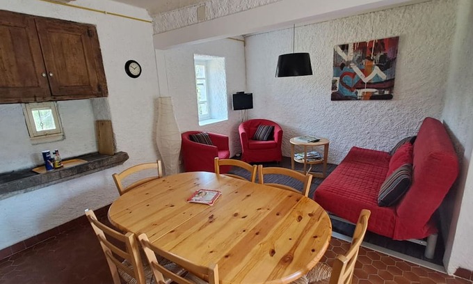 Jouqueviel House | La Nougarède - JOUQUEVIEL