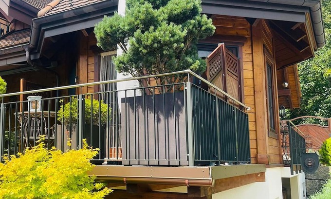 Herbetswil Ski Chalet | Chalet "Seelenholz" on a fenced property