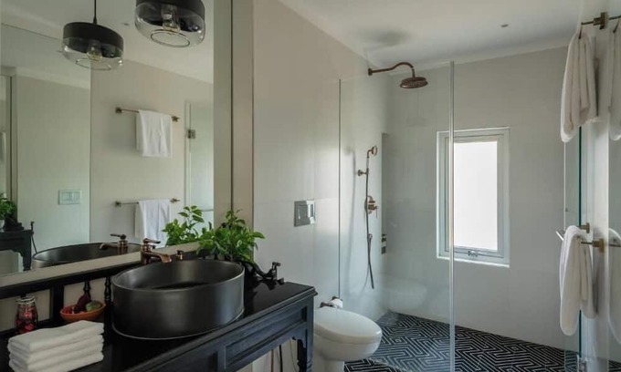 Reis Magos Apartment | ElReino - 2bhk Designer Apt with Private Garden