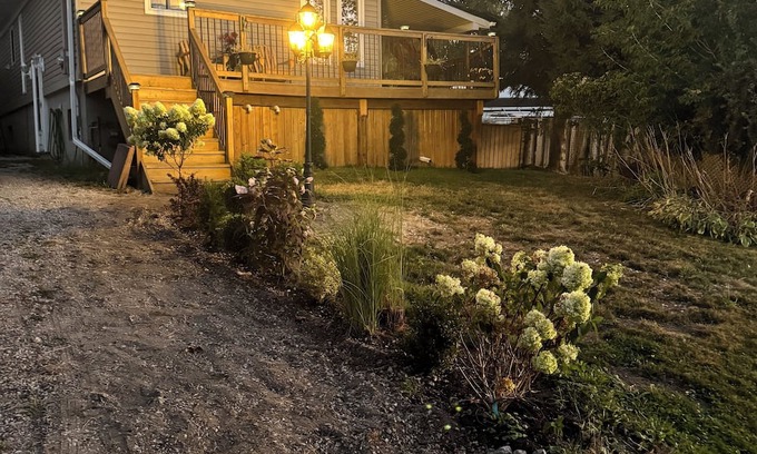 Scugog House | Scugog Island- Lake access! 4-bedroom house in charming Port Perry fitness room