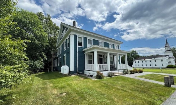Milford House | Lebanon NH Mins to DHMC-Hospitals- Hartford VT