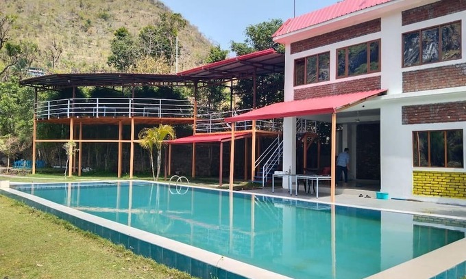 Bullawala Resort | Buddy Hikers Resort Home away from home