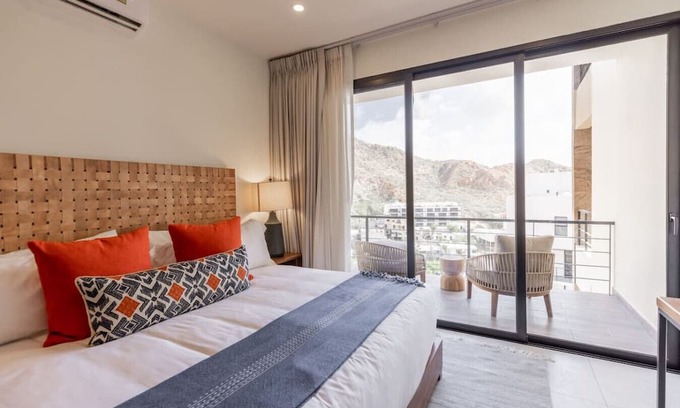 Libertad Condo | 3BR Condo: Partial Sea View, Pool & Jacuzzi