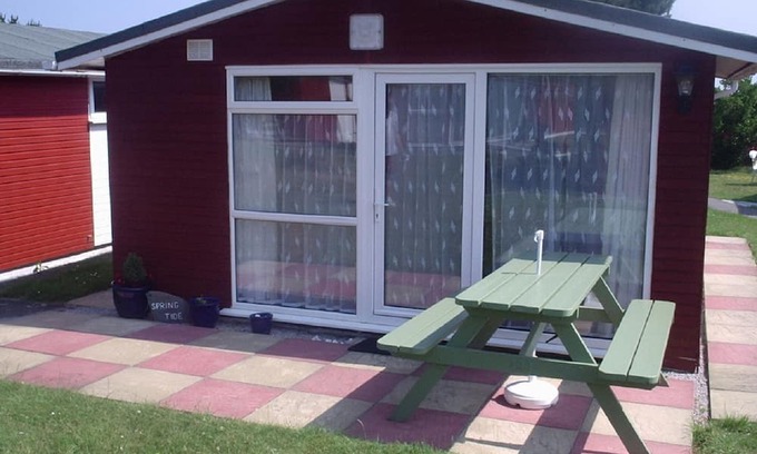 Padstow Ski Chalet | 2 Bedroom 4 Berth Chalet in Padstow