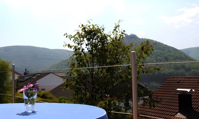 Bad Urach Apartment | Apartment 'Fewo2' with Mountain View, Private Terrace and Wi-Fi
