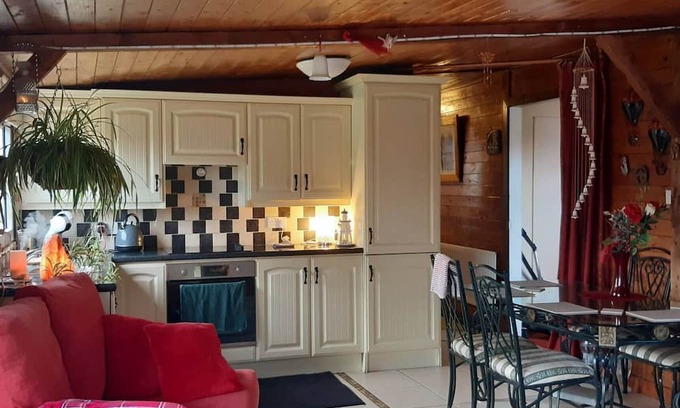 Keadue Cabin | Chalet on Cloghans Pier
