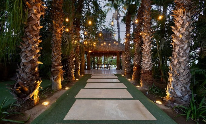 San Jose del Cabo House | Hacienda Tropical - Oasis of History and Nature