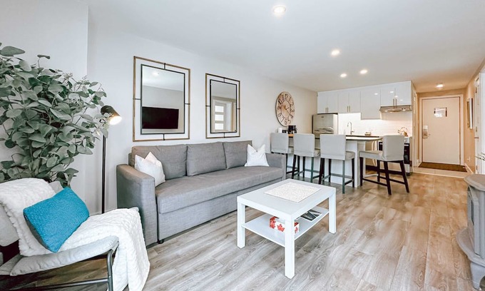 Mont-Tremblant Village Apartment | L'Intemporel by Gestion ELITE