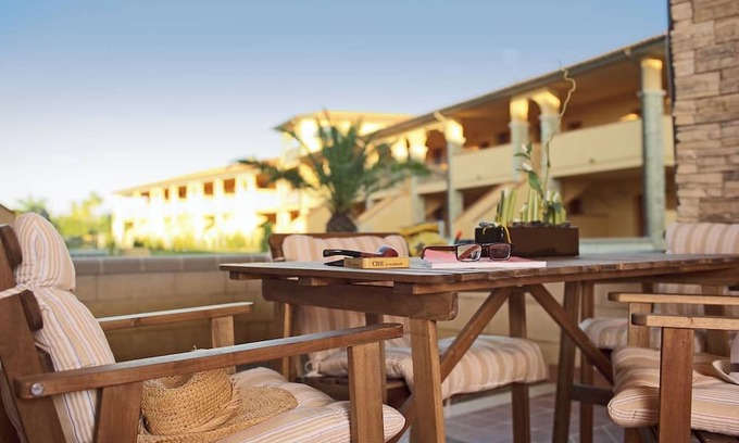 Puntone Apartment | Apartment in residential complex with swimming pool 3 min drive from the sea