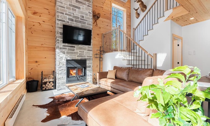 Amherst Ski Chalet | Chamonix Kanata-Tremblant