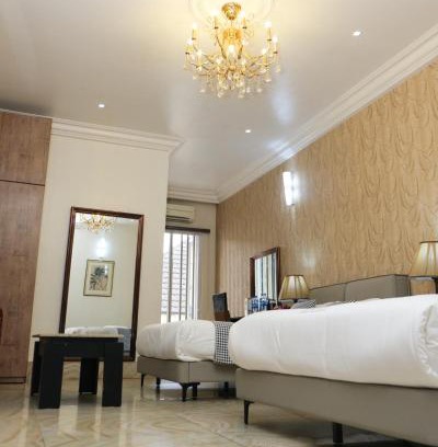 Ikeja Hotel | Cromwell Courtyard Hotel